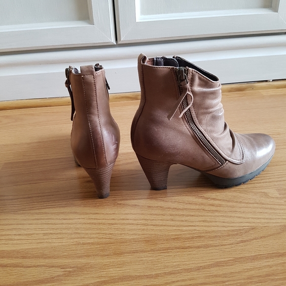 Blondo Ankle Booties Size 6.5M Tan - Picture 3 of 5